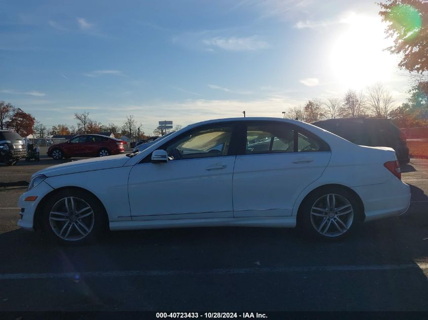 2013 Mercedes-Benz C 300 Luxury 4Matic/Sport 4Matic VIN: WDDGF8AB8DR252467 Lot: 40723433