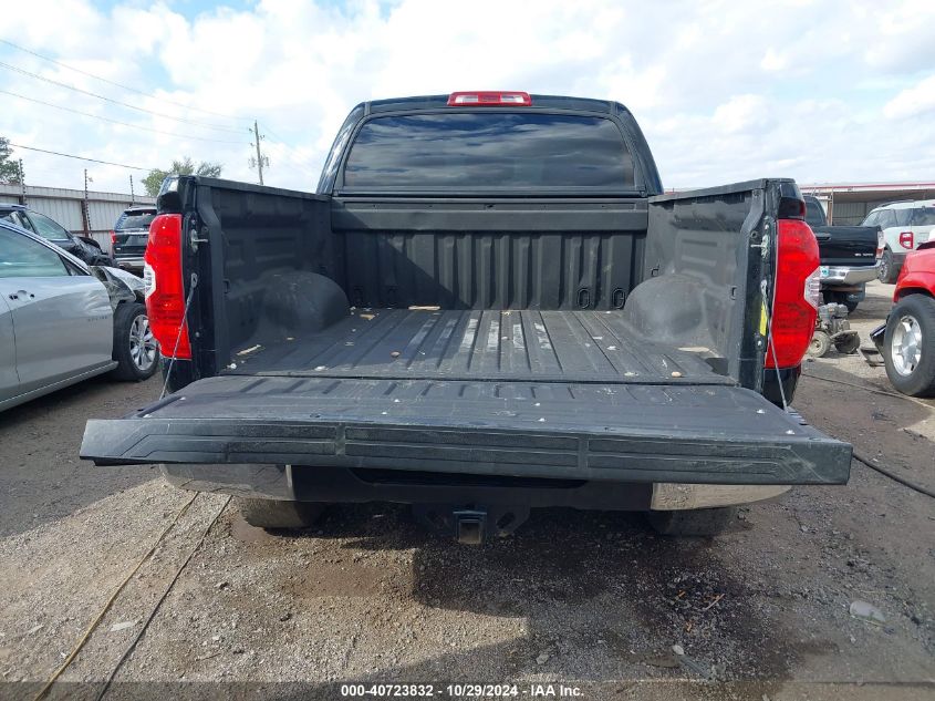 2019 Toyota Tundra Sr5 5.7L V8 VIN: 5TFDW5F10KX799267 Lot: 40723832