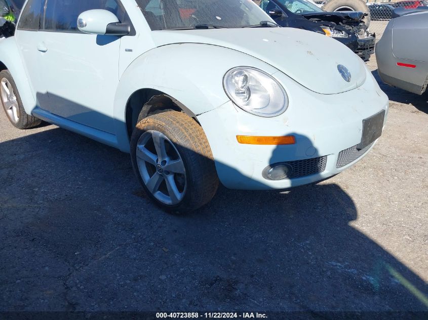 2010 Volkswagen New Beetle 2.5L Final Edition VIN: 3VWRW3AG0AM035698 Lot: 40723858