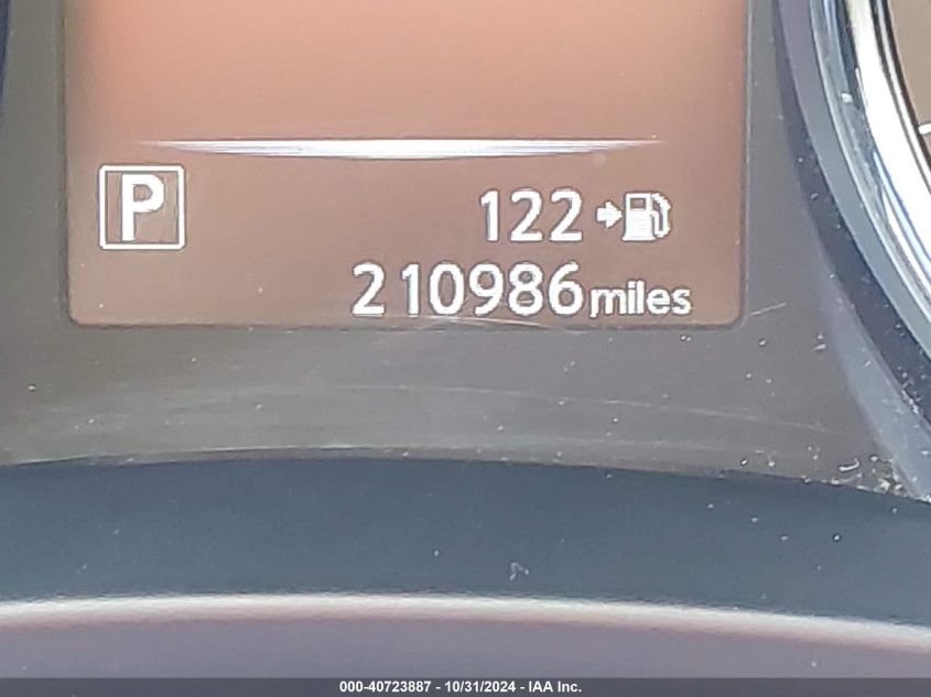 2017 NISSAN ROGUE S - JN8AT2MT6HW140160