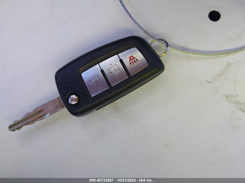 2017 NISSAN ROGUE S - JN8AT2MT6HW140160