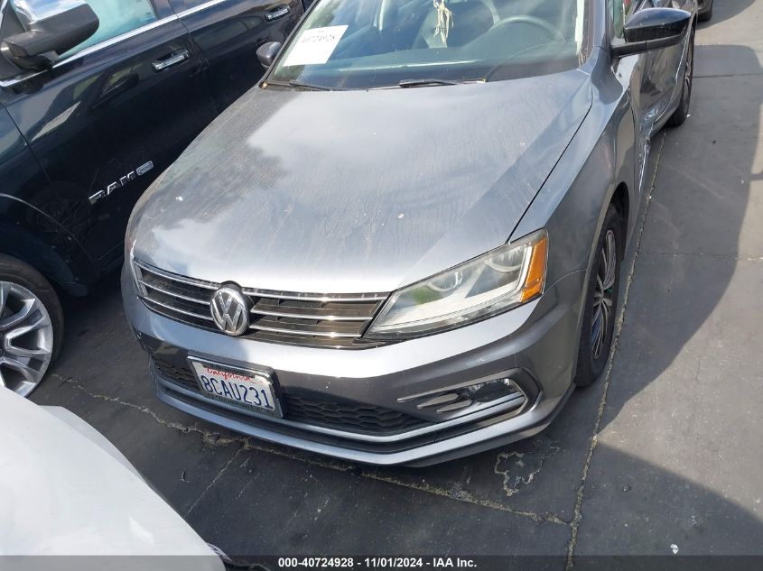 2018 Volkswagen Jetta 1.4T Se/1.4T Wolfsburg Edition VIN: 3VWDB7AJ9JM211933 Lot: 40724928