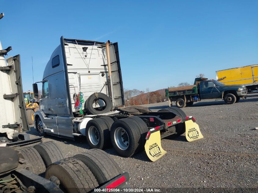 2013 Volvo Vn Vnl VIN: 4V4NC9TG2DN136038 Lot: 40725004