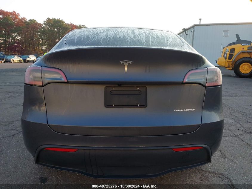 2023 Tesla Model Y VIN: 7SAYGDEE0PA033800 Lot: 40725276