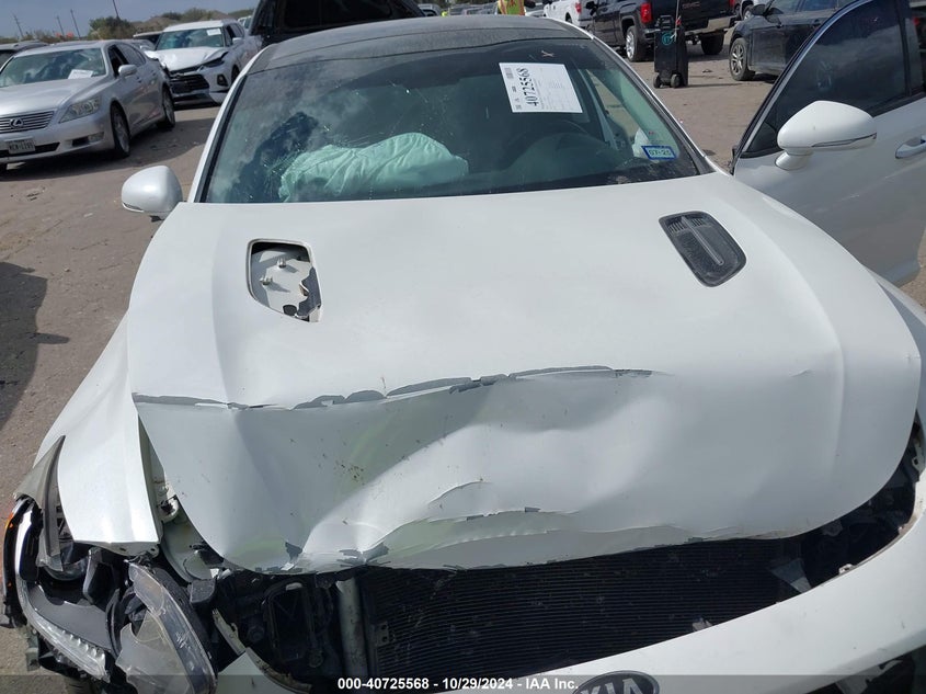 2018 Kia Stinger Premium VIN: KNAE25LA7J6021375 Lot: 40725568