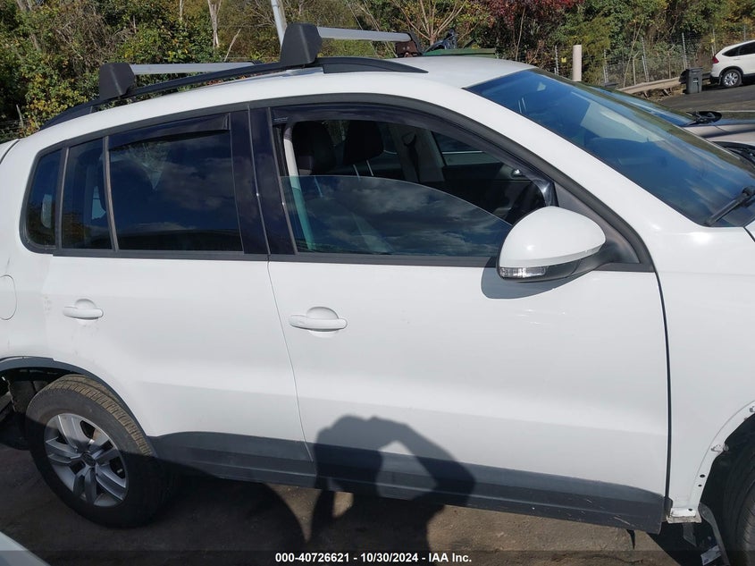 2016 VOLKSWAGEN TIGUAN S - WVGBV7AX7GW601472
