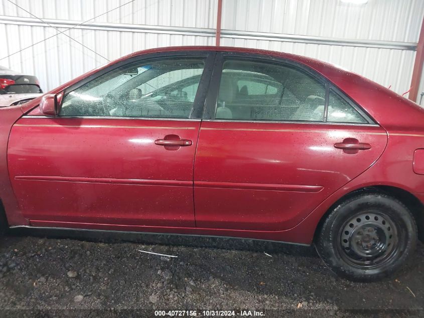 2004 Toyota Camry Le VIN: 4T1BE32K84U272557 Lot: 40727156