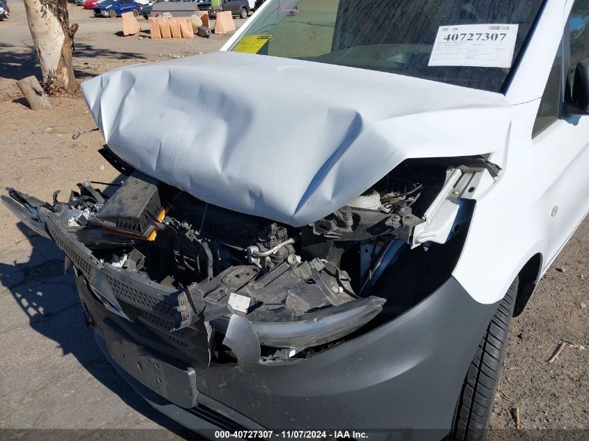 2022 MERCEDES-BENZ METRIS - W1YV0BEY2N4149425