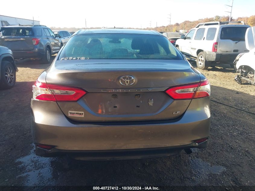 2018 Toyota Camry Le VIN: 4T1B11HK9JU591212 Lot: 40727412