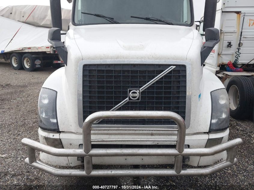 2015 Volvo Vn Vnl VIN: 4V4NC9EH3FN910354 Lot: 40727797