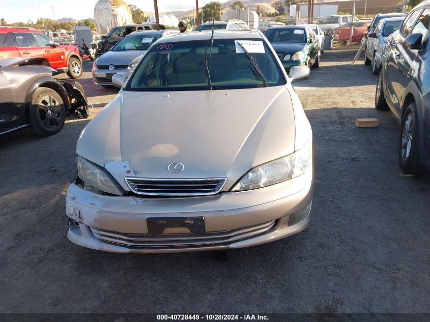 2000 Lexus Es 300 VIN: JT8BF28G9Y0275767 Lot: 40728449