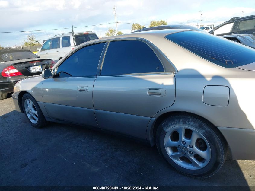 2000 Lexus Es 300 VIN: JT8BF28G9Y0275767 Lot: 40728449