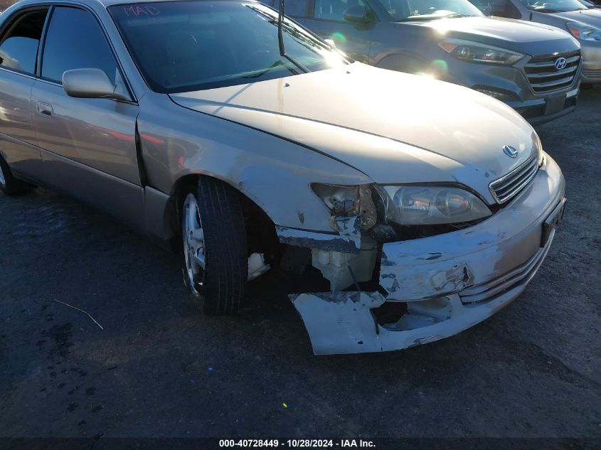 2000 Lexus Es 300 VIN: JT8BF28G9Y0275767 Lot: 40728449