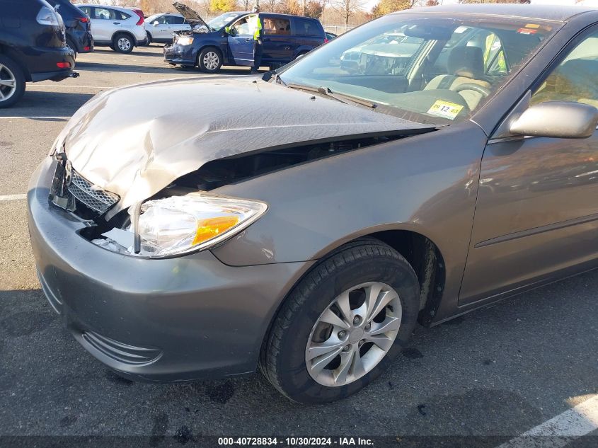 2004 Toyota Camry Le V6 VIN: 4T1BF32K84U569292 Lot: 40728834