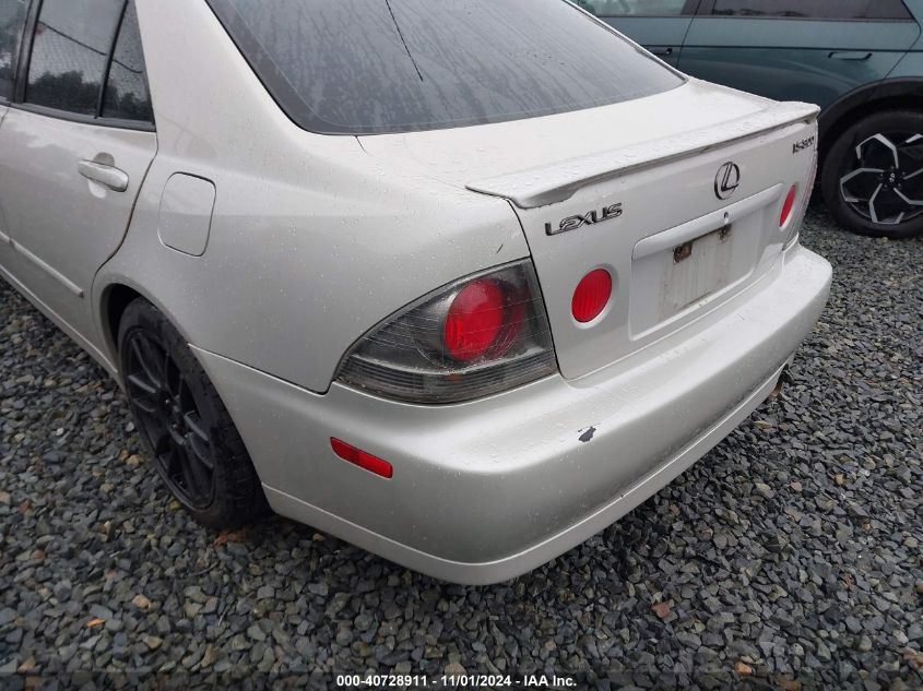 2004 Lexus Is 300 VIN: JTHBD192240093163 Lot: 40728911