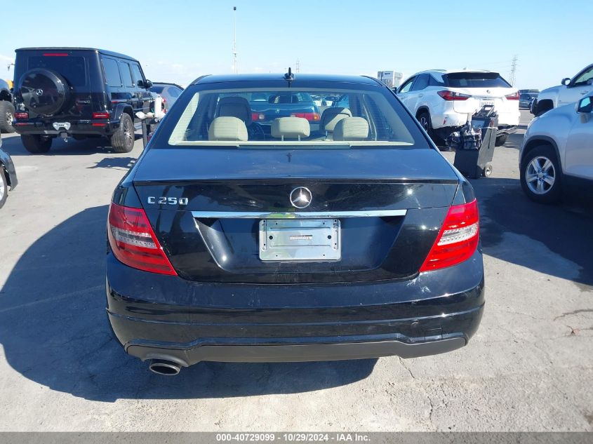 2012 Mercedes-Benz C 250 Luxury/Sport VIN: WDDGF4HB0CR208136 Lot: 40729099