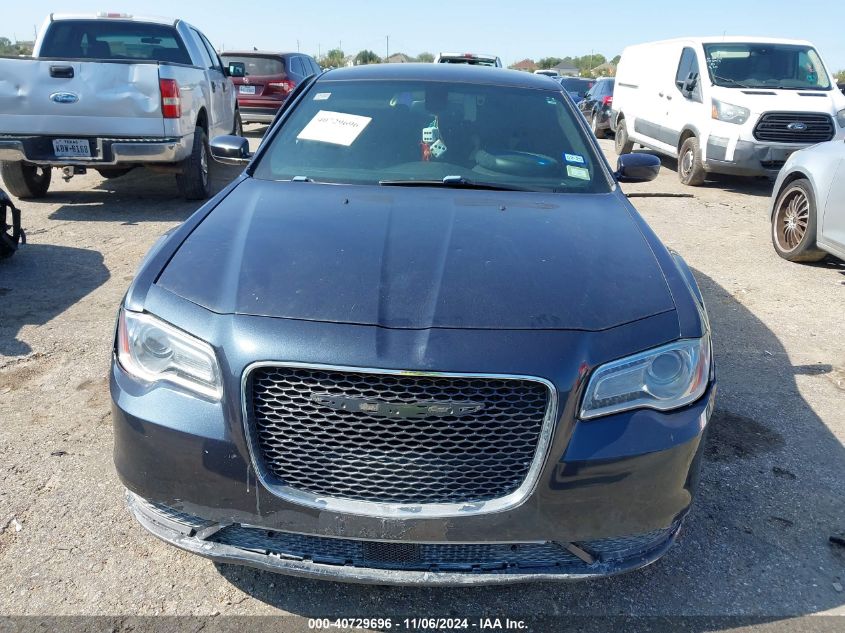 2016 Chrysler 300 Limited VIN: 2C3CCAAG3GH233712 Lot: 40729696