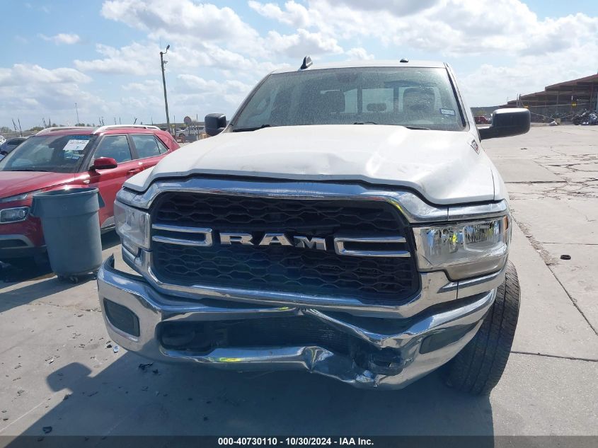 2019 Ram 2500 Tradesman 4X4 8' Box VIN: 3C6UR5HL9KG639941 Lot: 40730110