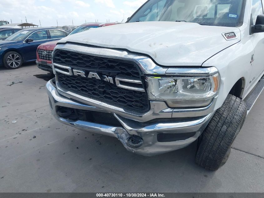 2019 Ram 2500 Tradesman 4X4 8' Box VIN: 3C6UR5HL9KG639941 Lot: 40730110