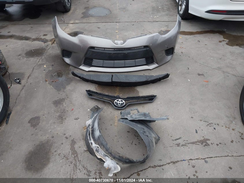 2014 TOYOTA COROLLA LE - 5YFBURHE1EP009840