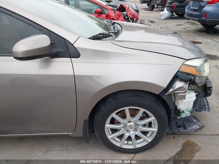 2014 TOYOTA COROLLA LE - 5YFBURHE1EP009840
