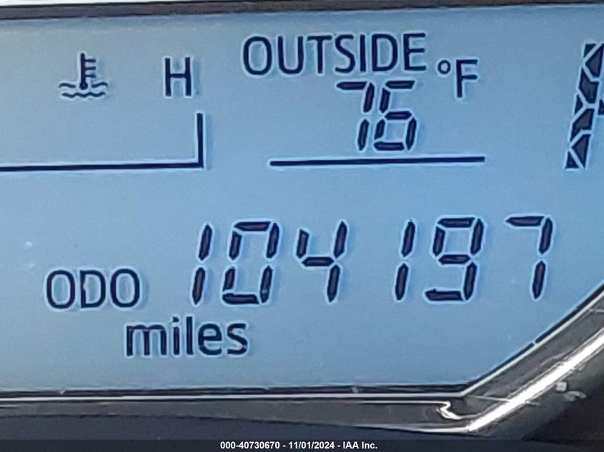 2014 TOYOTA COROLLA LE - 5YFBURHE1EP009840