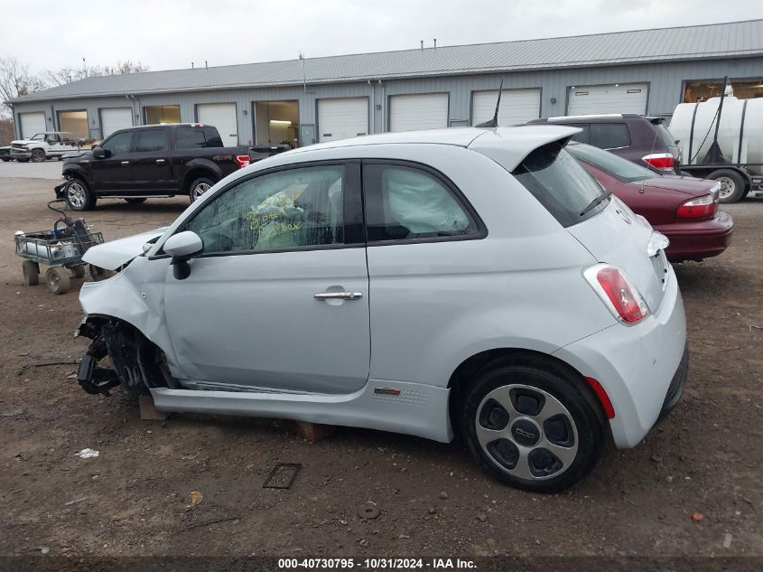 2017 Fiat 500E Battery Electric VIN: 3C3CFFGE1HT550018 Lot: 40730795