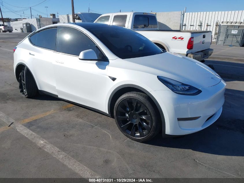 VIN 7SAYGDEE5PA059485 2023 TESLA MODEL Y no.1