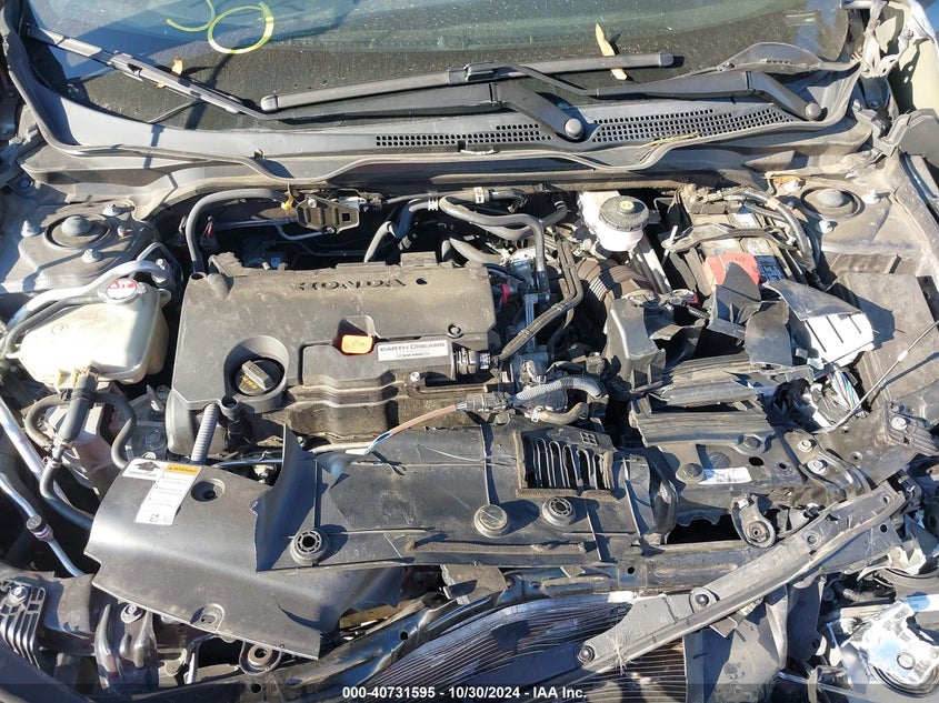 VIN 19XFC2F59JE206037 2018 HONDA CIVIC LX
