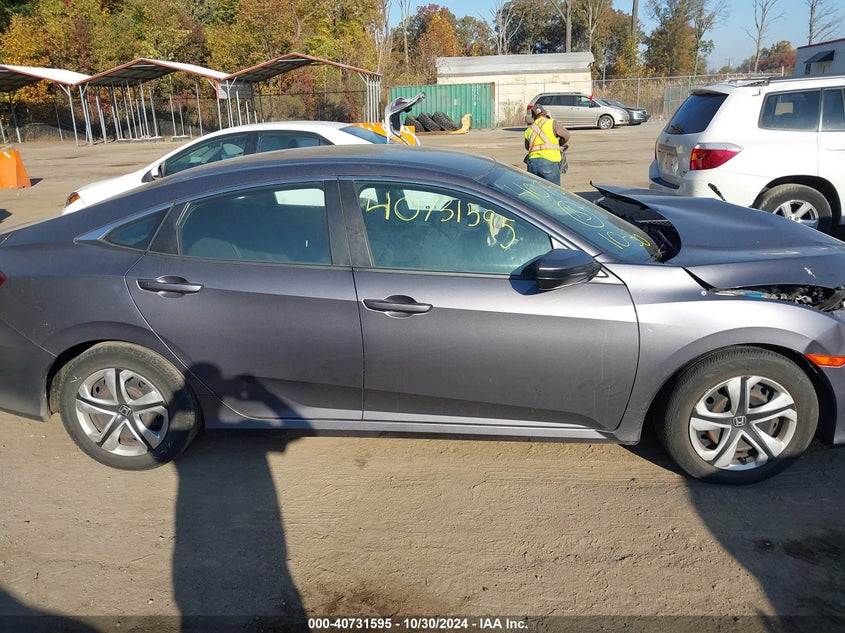 VIN 19XFC2F59JE206037 2018 HONDA CIVIC LX