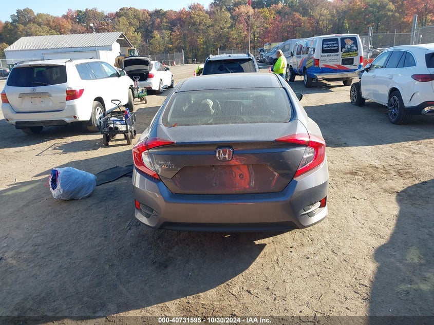 VIN 19XFC2F59JE206037 2018 HONDA CIVIC LX