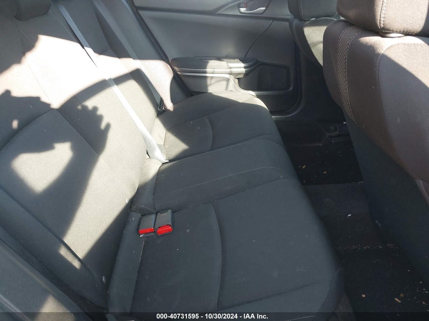 VIN 19XFC2F59JE206037 2018 HONDA CIVIC LX