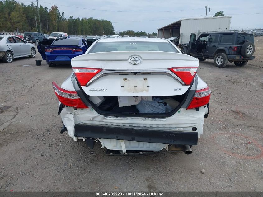 2015 Toyota Camry Se VIN: 4T1BF1FK9FU048065 Lot: 40732220