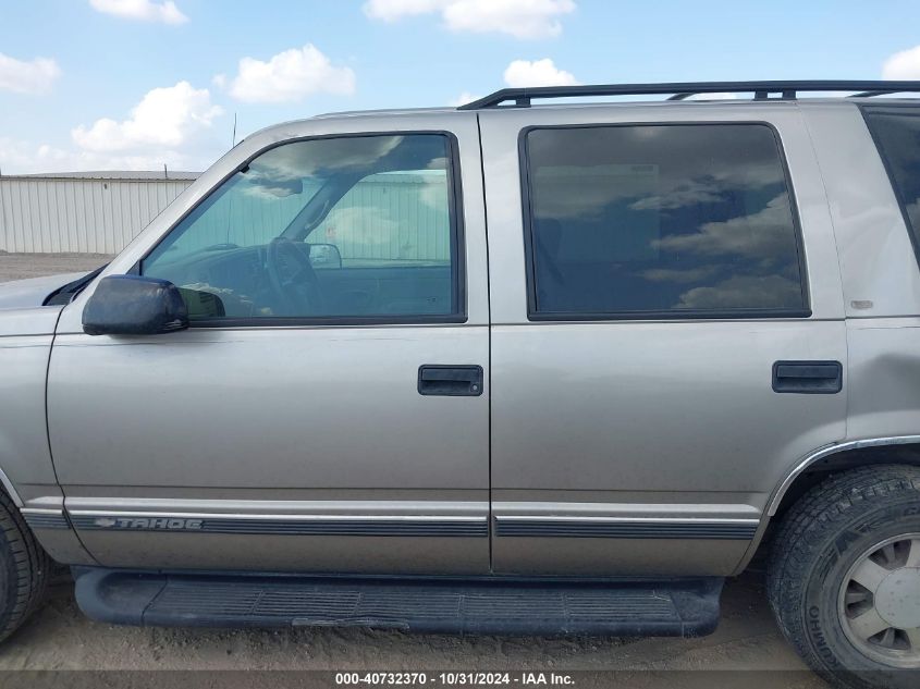 1999 Chevrolet Tahoe Lt VIN: 1GNEC13R0XJ517825 Lot: 40732370