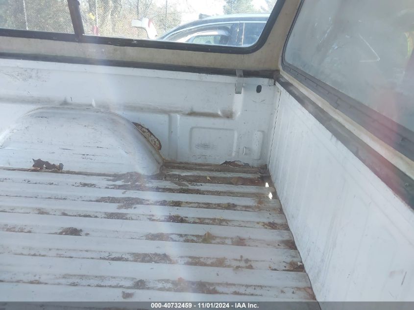 2000 GMC Sierra 1500 Sle VIN: 1GTEK14T1YZ160390 Lot: 40732459