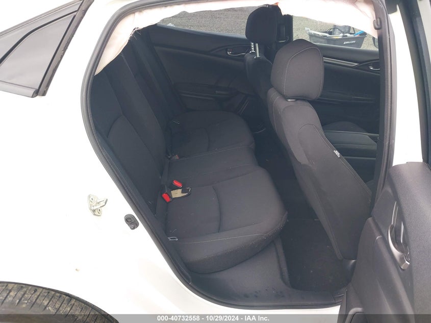 2018 HONDA CIVIC VIN: SHHFK7H43JU402858