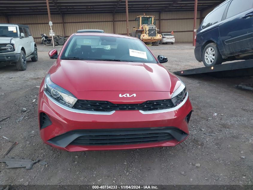 2024 Kia Forte Lxs VIN: 3KPF24AD1RE695770 Lot: 40734233