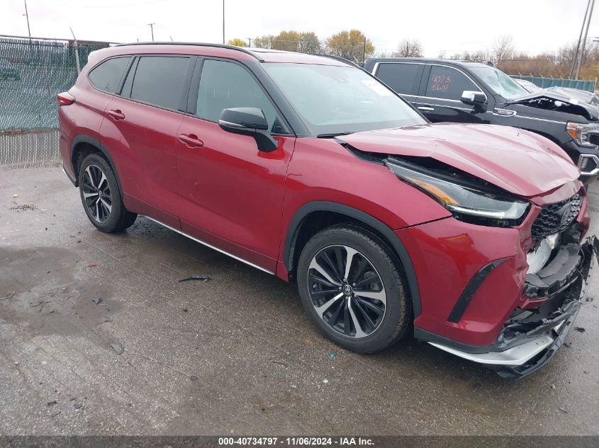 2022 TOYOTA HIGHLANDER XSE - 5TDLZRBH3NS205651