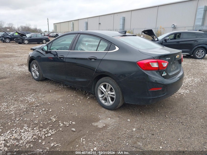 Vin: 1g1be5sm4j7180592, lot: 41225721, chevrolet cruze lt auto 20183