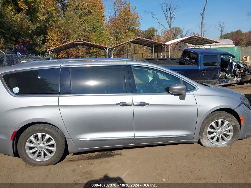 2018 Chrysler Pacifica Touring L VIN: 2C4RC1BG1JR269632 Lot: 40737378