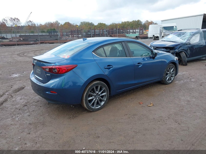 2018 MAZDA MAZDA3 TOURING - 3MZBN1V34JM187564