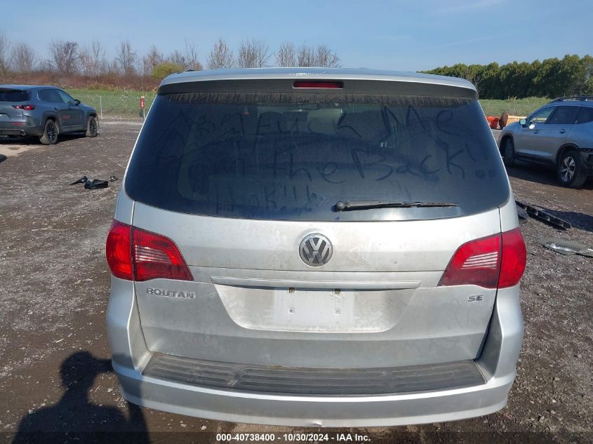 2010 Volkswagen Routan Se VIN: 2V4RW3D19AR268181 Lot: 40738400