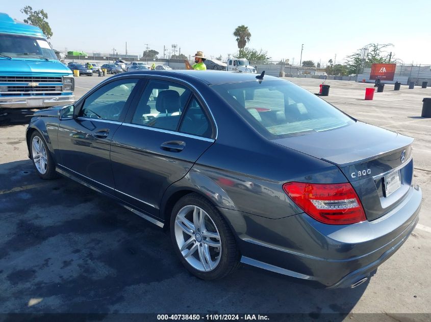 VIN WDDGF8AB1DR267229 2013 Mercedes-Benz C-Class, 3... no.3