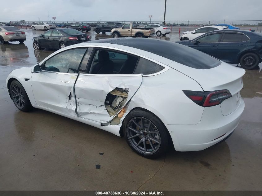 VIN 5YJ3E1EA5JF098807 2018 TESLA MODEL 3 no.3