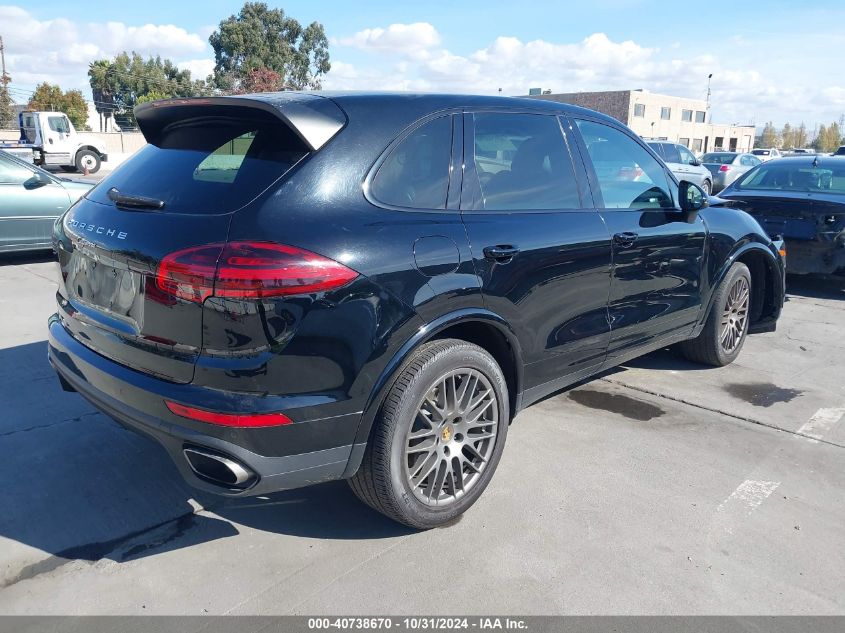 VIN WP1AA2A28HKA83737 2017 PORSCHE CAYENNE no.4