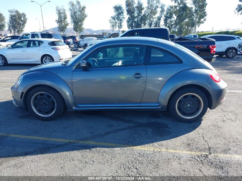 2012 Volkswagen Beetle 2.5L VIN: 3VWJP7ATXCM606583 Lot: 40739797