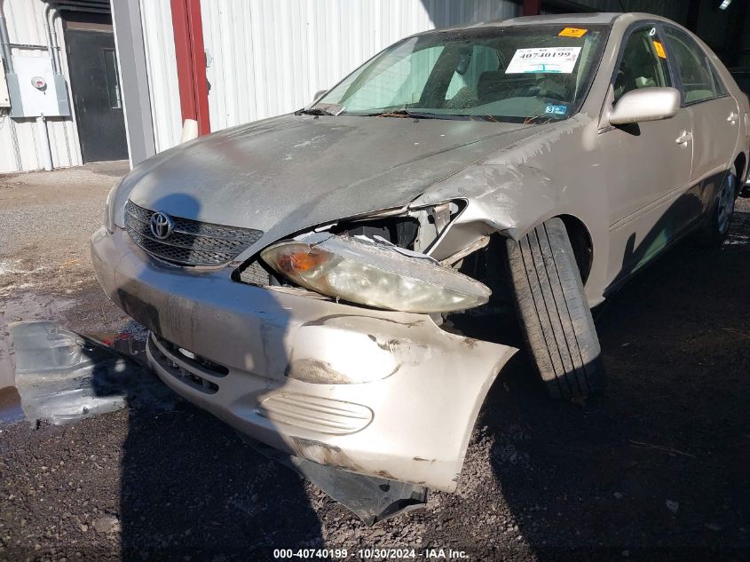 2002 Toyota Camry Le VIN: 4T1BE32K02U574633 Lot: 40740199