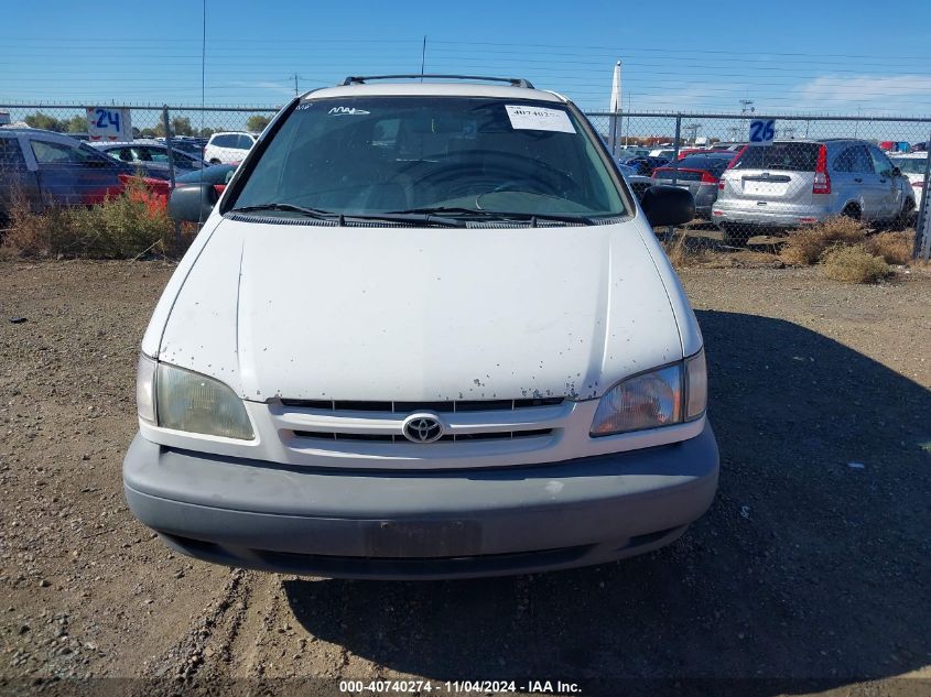 2000 Toyota Sienna Le VIN: 4T3ZF13C3YU290601 Lot: 40740274