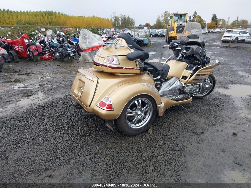 2006 HONDA GL1800 1HFSC47F56A505140