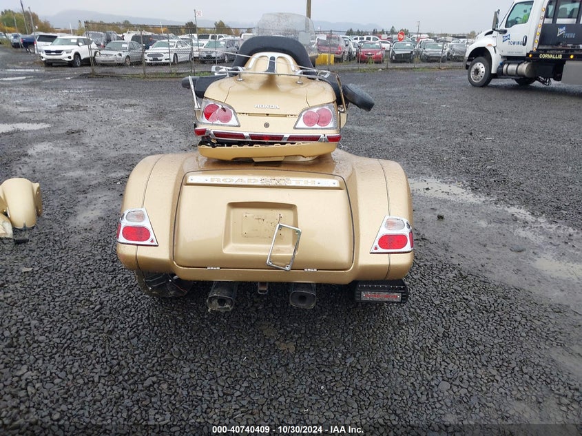 2006 HONDA GL1800 1HFSC47F56A505140